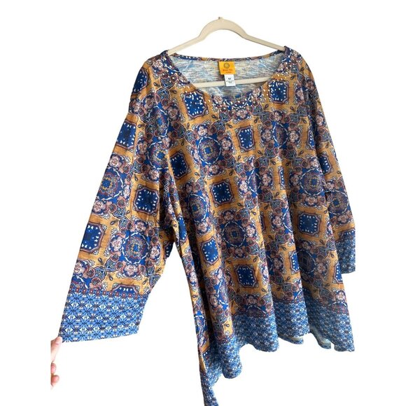 NWT Ruby Rd Women's 4X Sequin Neckline Sublimation Print Top Blouse 26.5"x28.5" - Picture 4 of 9